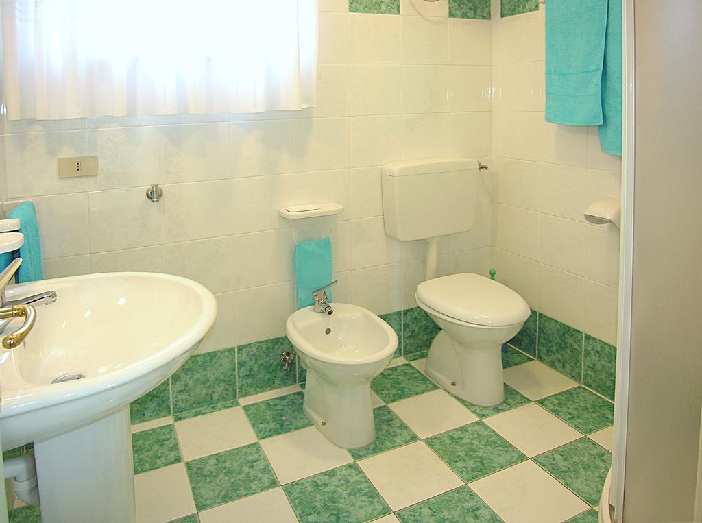 Casa Vacanze Azalea Bibione Eksteriør bilde